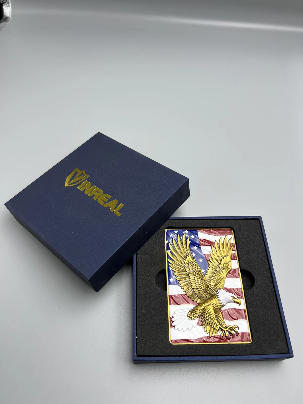 3D eagle and American flag metal magnet presented in a blue VINREAL gift box